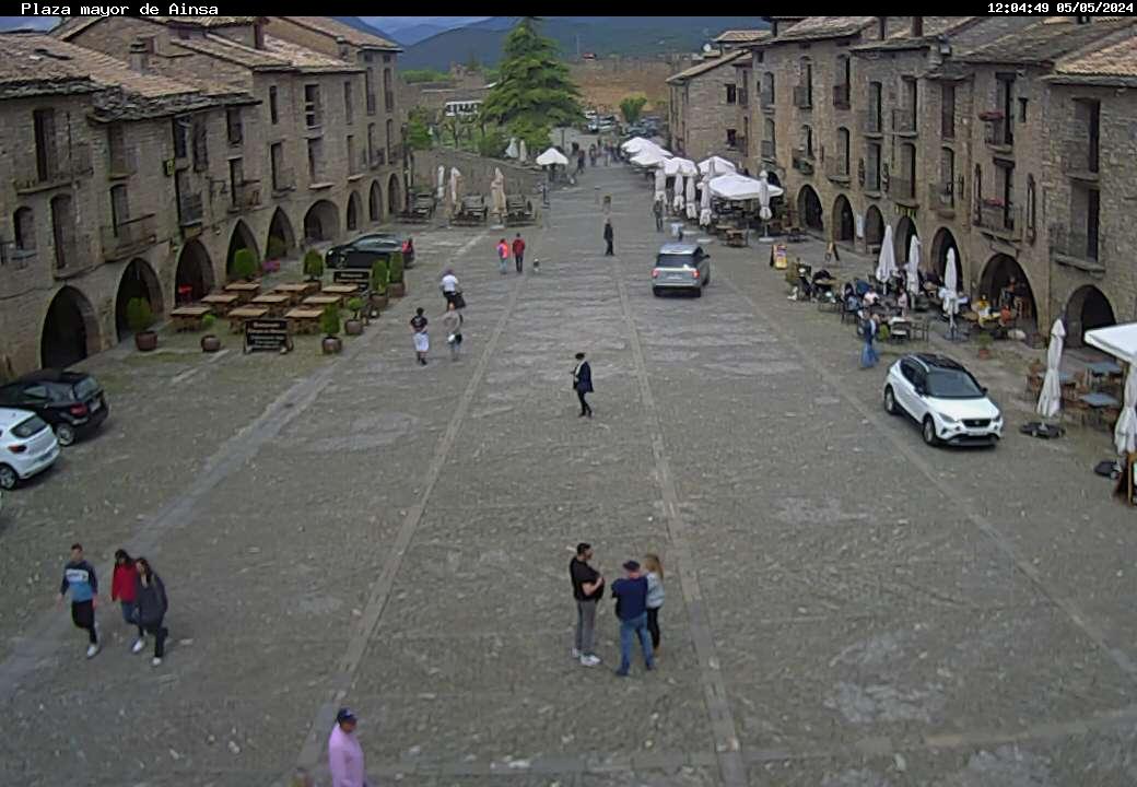 Plaza Mayor de Aínsa